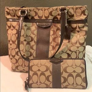Coach purse and wallet